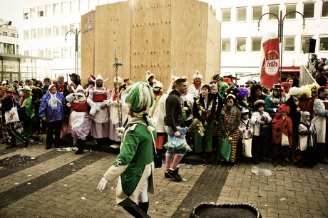 garde-corps-gruen-weiss-Koeln