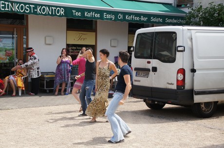 gunni-mahling-show-ensemble