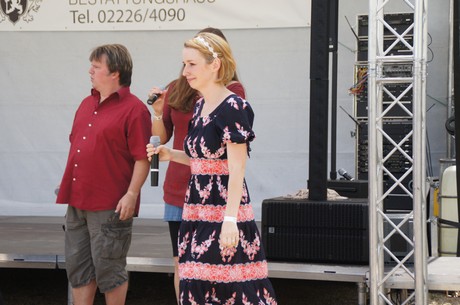 gunni-mahling-show-ensemble
