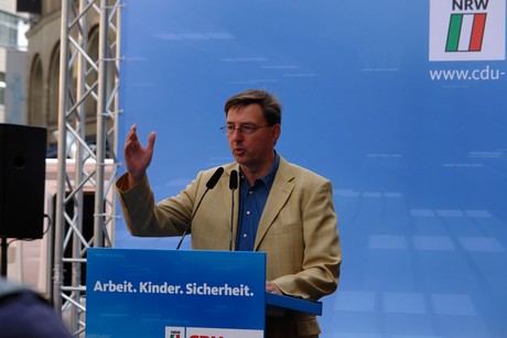 juergen-hollstein