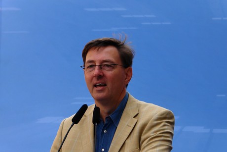 juergen-hollstein