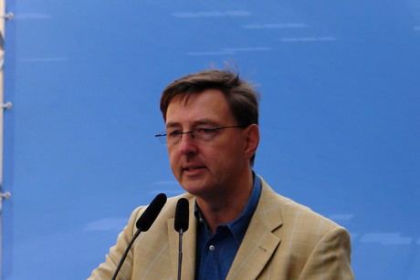 juergen-hollstein