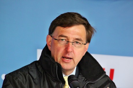 juergen-hollstein