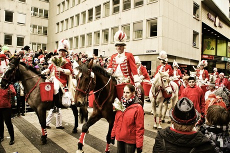 koelsche-funke-rut-wiess