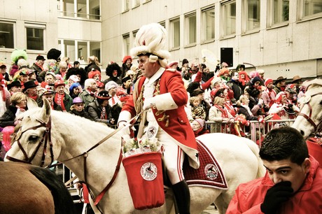 koelsche-funke-rut-wiess