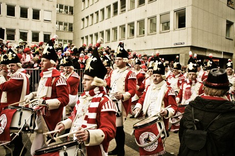koelsche-funke-rut-wiess