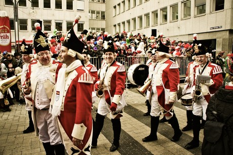 koelsche-funke-rut-wiess