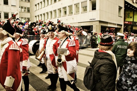 koelsche-funke-rut-wiess