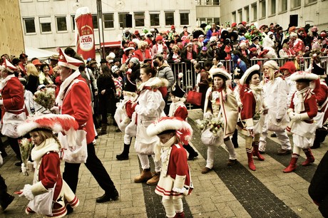 koelsche-funke-rut-wiess