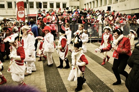 koelsche-funke-rut-wiess