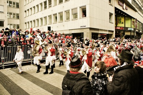 koelsche-funke-rut-wiess