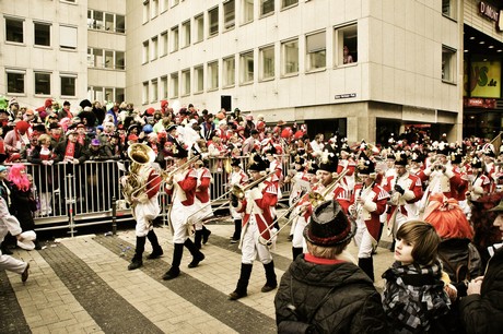 koelsche-funke-rut-wiess