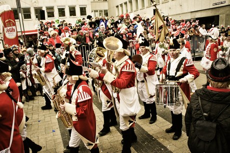 koelsche-funke-rut-wiess