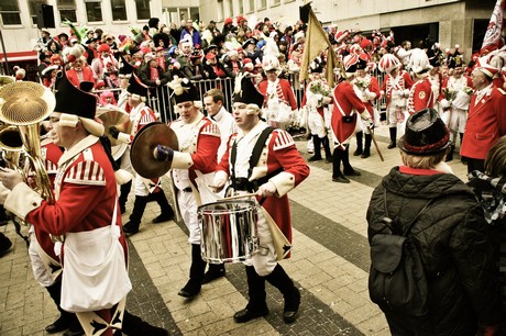 koelsche-funke-rut-wiess