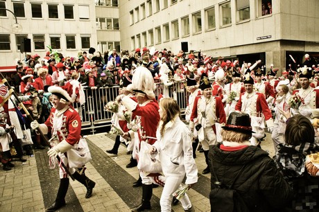 koelsche-funke-rut-wiess