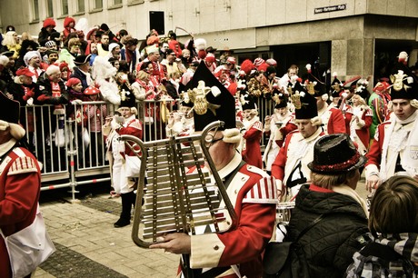 koelsche-funke-rut-wiess
