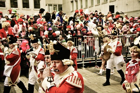 koelsche-funke-rut-wiess