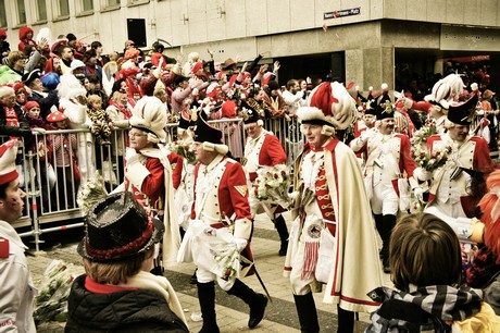 koelsche-funke-rut-wiess