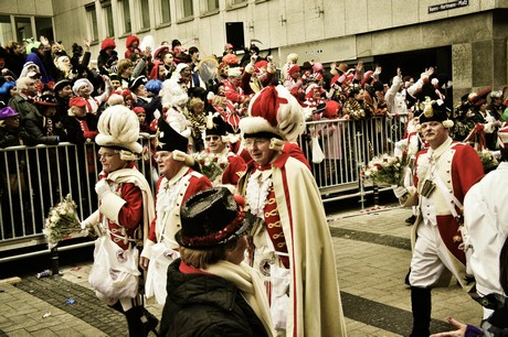 koelsche-funke-rut-wiess