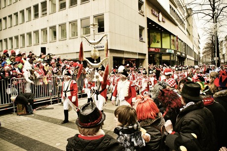 koelsche-funke-rut-wiess