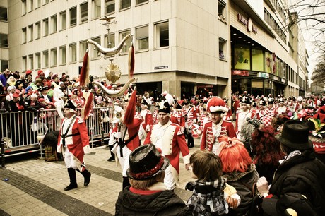 koelsche-funke-rut-wiess