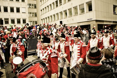 koelsche-funke-rut-wiess