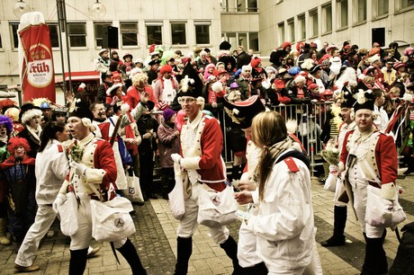 koelsche-funke-rut-wiess