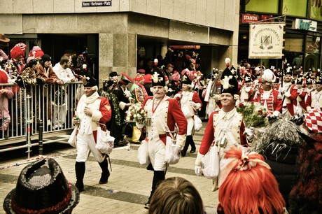 koelsche-funke-rut-wiess