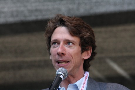 konstantin-neven-DuMont