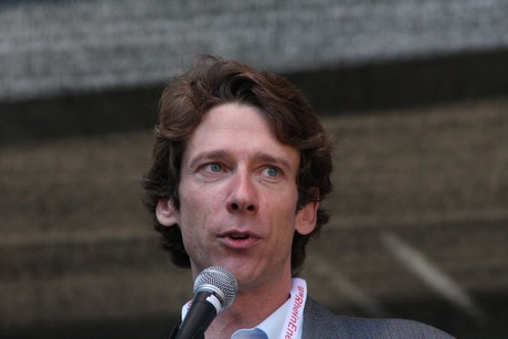 konstantin-neven-DuMont