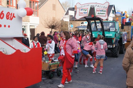 lechenicher-narrenzunft-Kinder-und-jugendtanzgarde