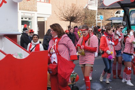 lechenicher-narrenzunft-Kinder-und-jugendtanzgarde