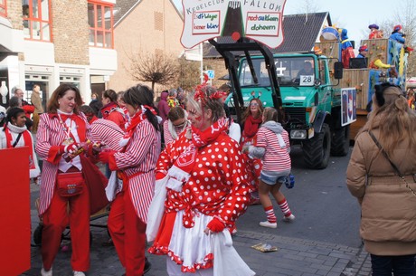 lechenicher-narrenzunft-Kinder-und-jugendtanzgarde