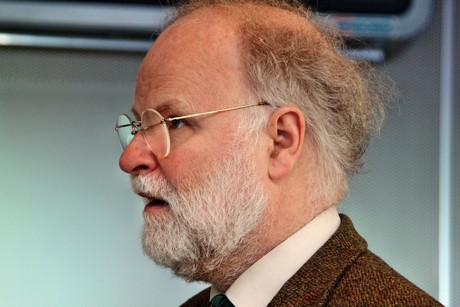 manfred-luetz