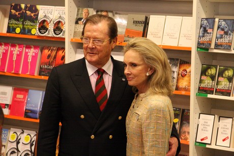 roger-moore