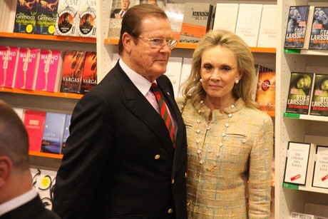 roger-moore