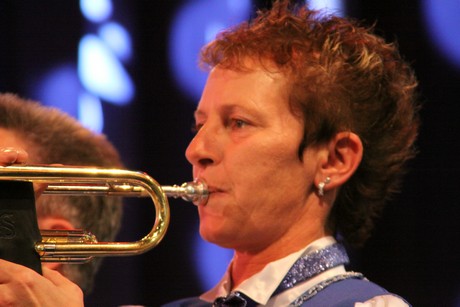 swinging-fanfares