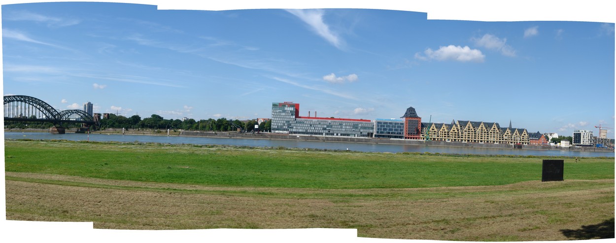 Der Rhein bei Köln