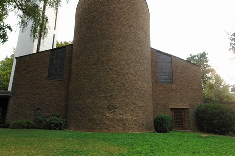 dieter-bonhoeffer-kirche