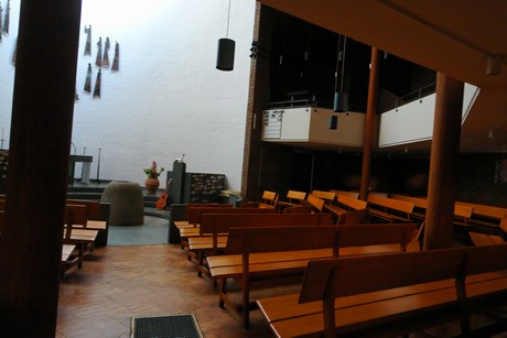 dieter-bonhoeffer-kirche