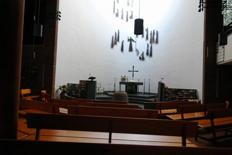 dieter-bonhoeffer-kirche