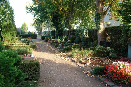meschenich-friedhof