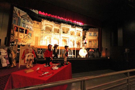 haenneschen-theater