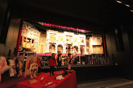haenneschen-theater