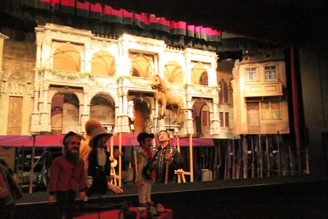 haenneschen-theater