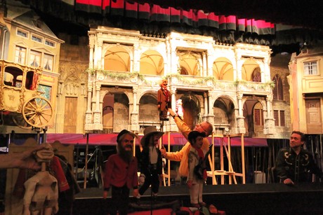 haenneschen-theater