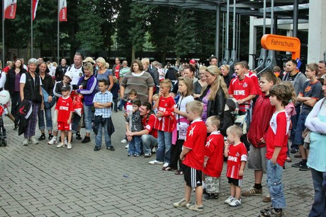 fc-koeln-saisoneroeffnung