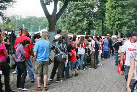 fc-koeln-saisoneroeffnung