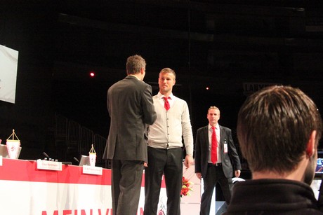 jahreshauptversammlung-2011-fc-koeln