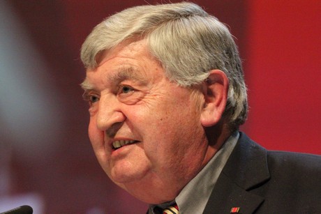 jahreshauptversammlung-2011-fc-koeln